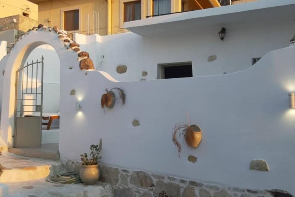 Sonia's Luxury With Jacuzzi Apartament