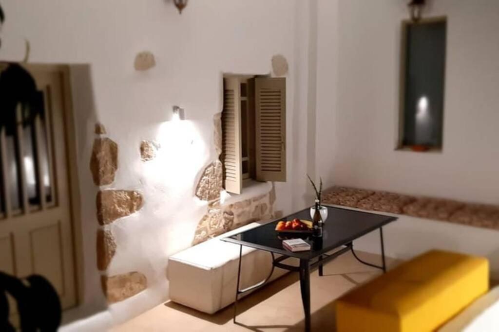 Sonia's Luxury With Jacuzzi Kamilárion